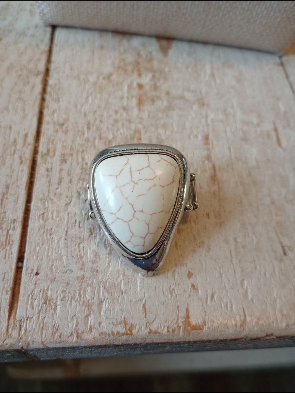 paparazzi White Howlite-Style Triangular Ring